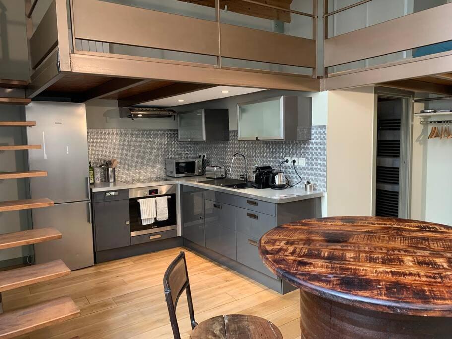 Chez Alam A Hotel De Ville Lyon Ngoại thất bức ảnh