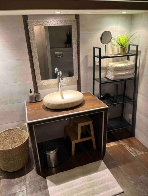 Chez Alam A Hotel De Ville Lyon Ngoại thất bức ảnh
