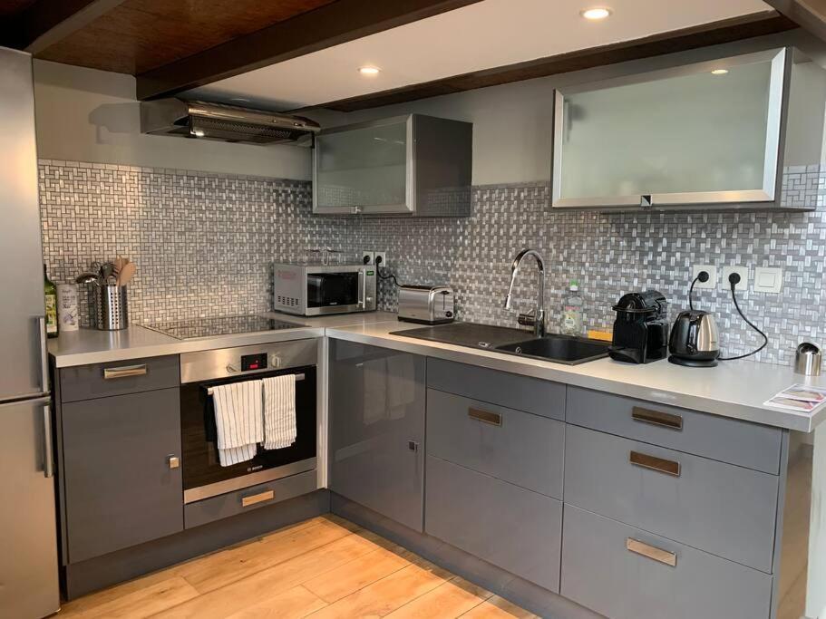 Chez Alam A Hotel De Ville Lyon Ngoại thất bức ảnh